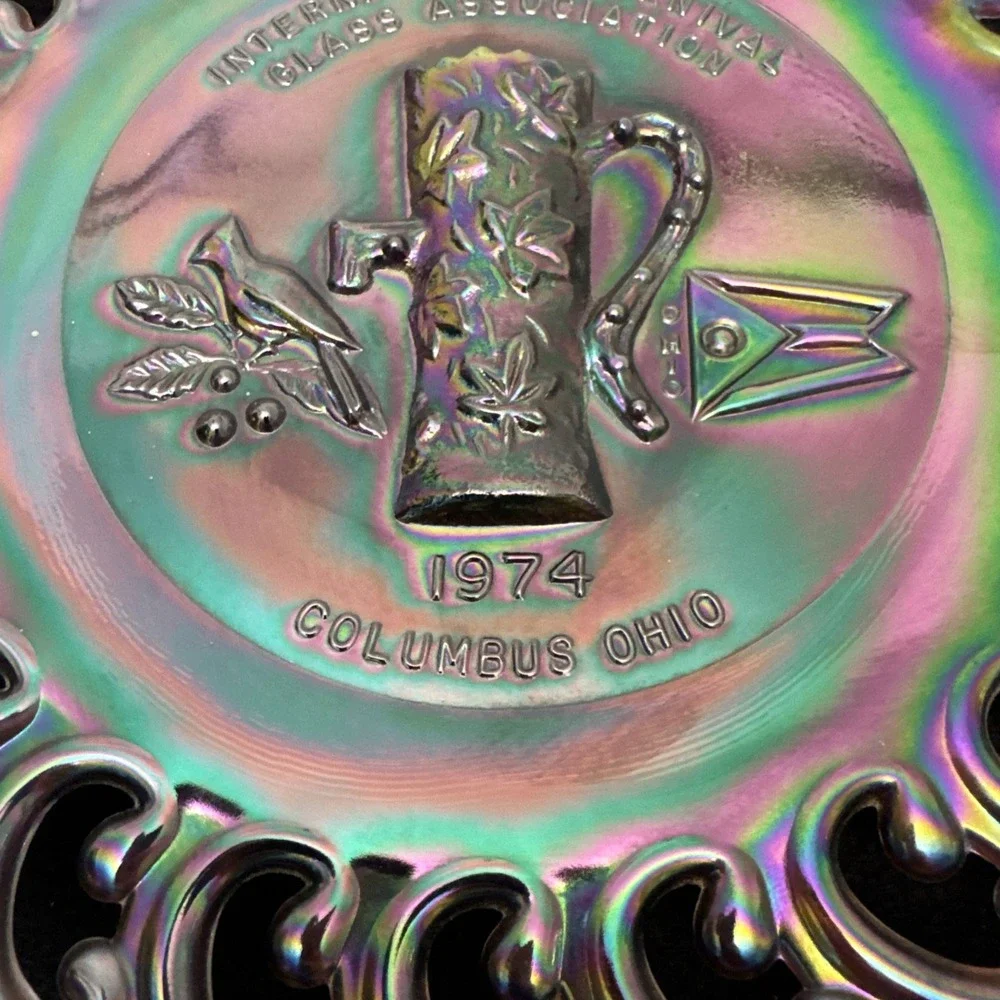 L.E. Smith Amethyst Carnival International Carnival Glass Association Plate 1974